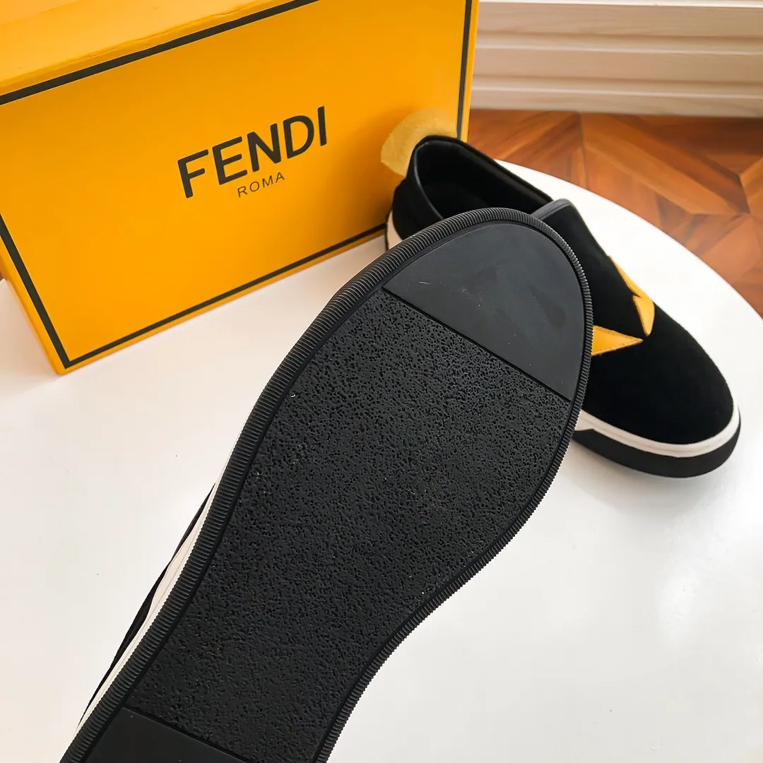 Factory price: 380💰 FENDI* Fendi Classic Shoe Series F Family Little Monster The upper is made of high-quality frosted cowhide, the sheepskin lining is soft and comfortable, the open-molded outsole is a versatile fashion men's shoe, size 38-44
